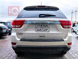 جیپ گراند شیرۆکی